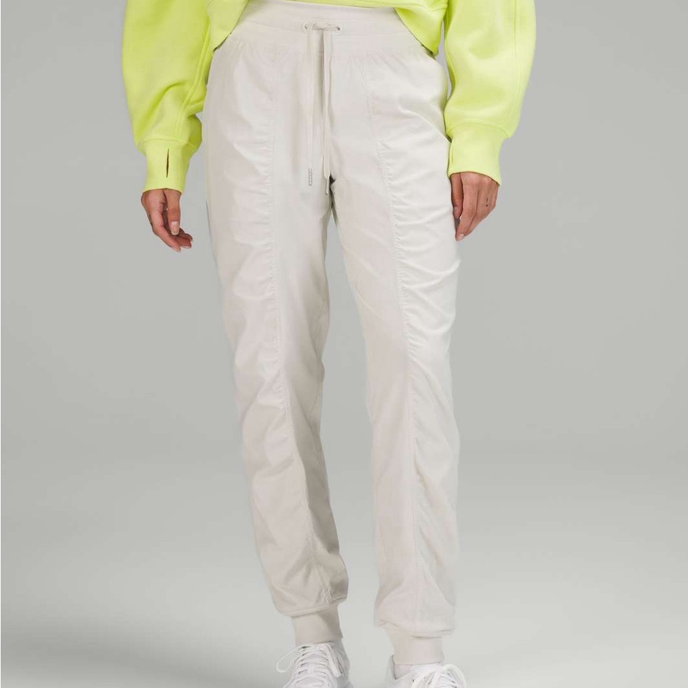 Lululemon Dance Studio Mid-Rise Jogger 
Full Length